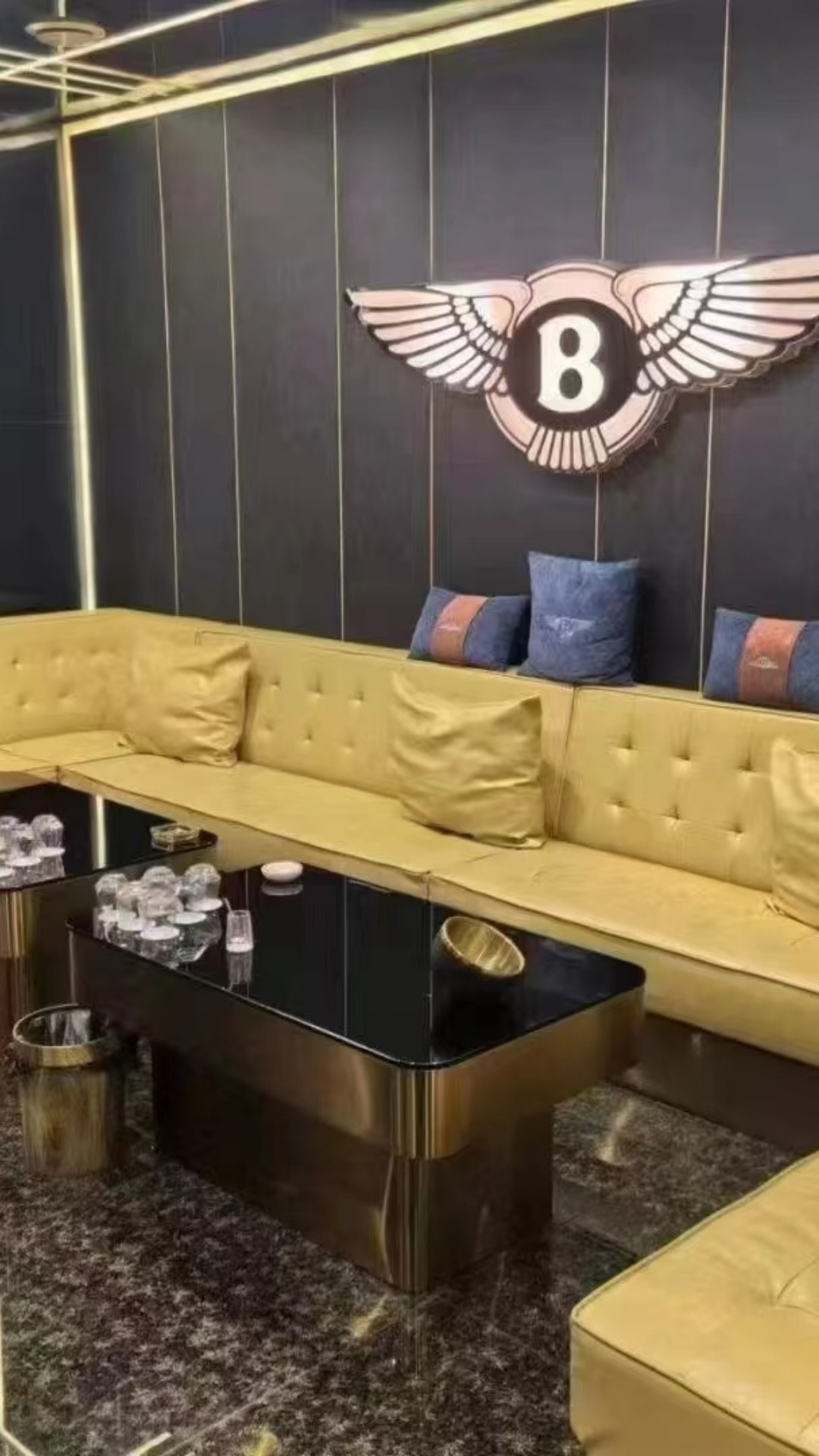 豪华包厢内部环境